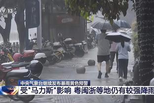 小温德尔-卡特：防守恩比德太难了 他是一个造犯规的天才